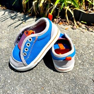 Toddler slip on shoes